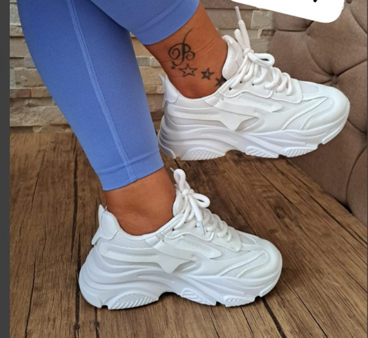 Women's chunky sneaker